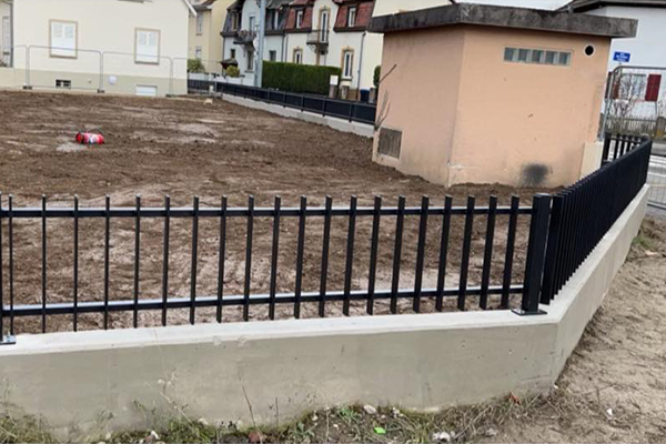 portails Portails et clôtures métalliques sur-mesure dans les Vosges